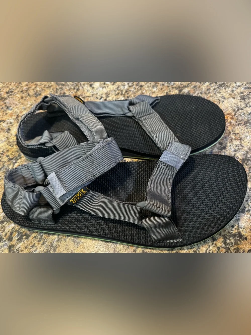 Teva Men's Size 10 Original Universal Sandals Gray Green  hiking Trail Shoes